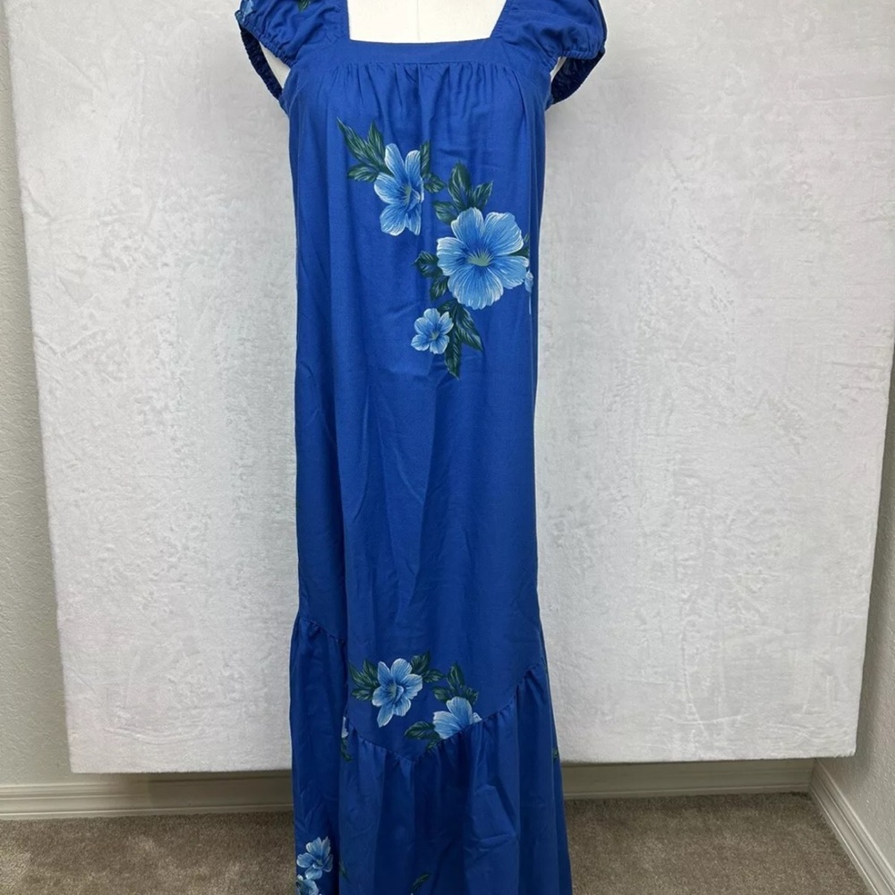 Vtg Young Hawaii Hawaiian Dress Blue Floral Maxi Gown Size Small P Muumuu EUC!